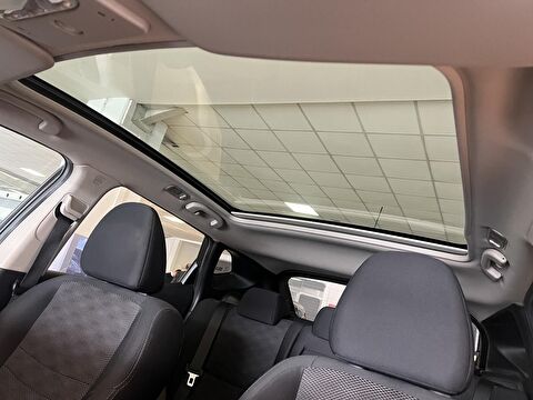 2017 Dizel Otomatik Nissan Qashqai Siyah Ermat Motorlu Araçlar ve Tarım Ürünleri Sanayi Ticaret A.Ş.