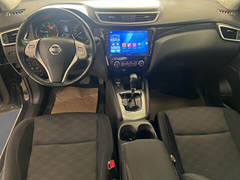 2017 Dizel Otomatik Nissan Qashqai Siyah Ermat Motorlu Araçlar ve Tarım Ürünleri Sanayi Ticaret A.Ş.