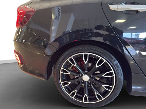 2017 Benzin + LPG Otomatik Honda Civic Siyah Ermat Motorlu Araçlar ve Tarım Ürünleri Sanayi Ticaret A.Ş.