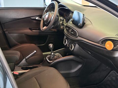 2023 Benzin Manuel Fiat Egea Mavi Ermat Motorlu Araçlar ve Tarım Ürünleri Sanayi Ticaret A.Ş.