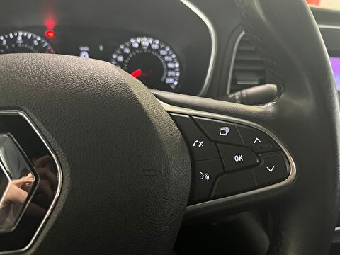 2022 Benzin Manuel Renault Megane Beyaz Ermat Motorlu Araçlar ve Tarım Ürünleri Sanayi Ticaret A.Ş.