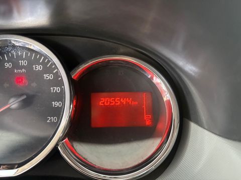 2014 Dizel Manuel Dacia Duster Beyaz Ermat Motorlu Araçlar ve Tarım Ürünleri Sanayi Ticaret A.Ş.