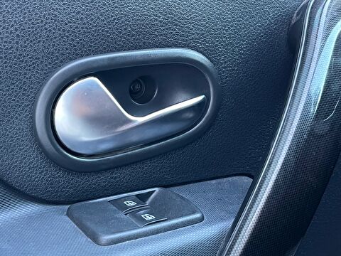 2017 Benzin Manuel Renault Symbol Beyaz Ermat Motorlu Araçlar ve Tarım Ürünleri Sanayi Ticaret A.Ş.