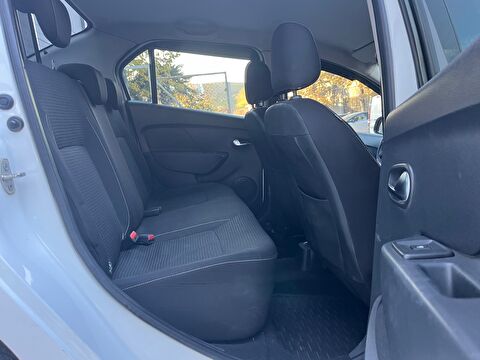 2017 Benzin Manuel Renault Symbol Beyaz Ermat Motorlu Araçlar ve Tarım Ürünleri Sanayi Ticaret A.Ş.