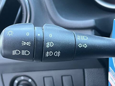 2017 Benzin Manuel Renault Symbol Beyaz Ermat Motorlu Araçlar ve Tarım Ürünleri Sanayi Ticaret A.Ş.