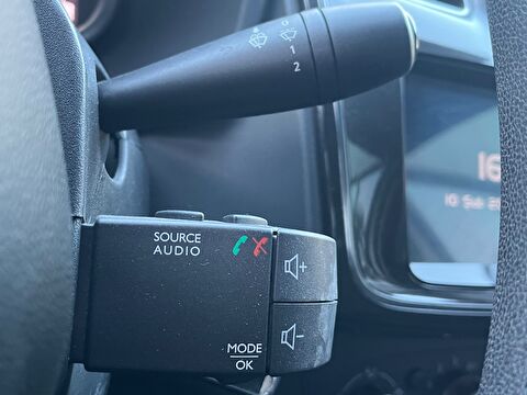 2017 Benzin Manuel Renault Symbol Beyaz Ermat Motorlu Araçlar ve Tarım Ürünleri Sanayi Ticaret A.Ş.