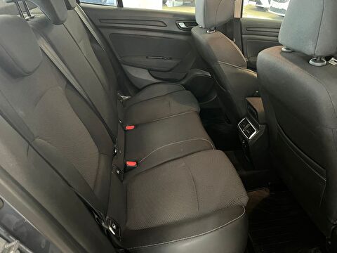 renault, megane, sedan 1.3 tce touch edc, otomatik, benzin 2.el otomobil | renew 19