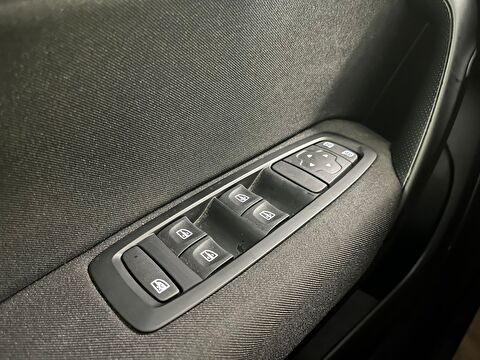 renault, megane, sedan 1.3 tce touch edc, otomatik, benzin 2.el otomobil | renew 22