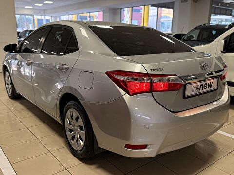 2013 Benzin Manuel Toyota Corolla Gümüş Gri Ermat Motorlu Araçlar ve Tarım Ürünleri Sanayi Ticaret A.Ş.