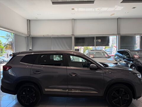 2025 Benzin Otomatik Chery Tiggo8 Pro Max Gri Ermat Motorlu Araçlar ve Tarım Ürünleri Sanayi Ticaret A.Ş.