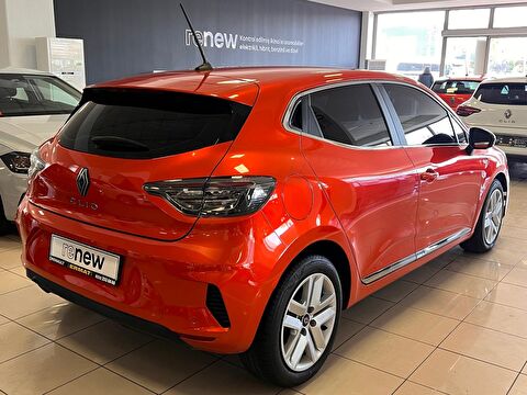 Hatchback 1.0 TCe Evolution X-Tronic, 2. el otomobil | renew