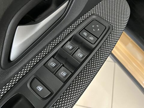 2024 Benzin Otomatik Dacia Sandero Bej Ermat Motorlu Araçlar ve Tarım Ürünleri Sanayi Ticaret A.Ş.