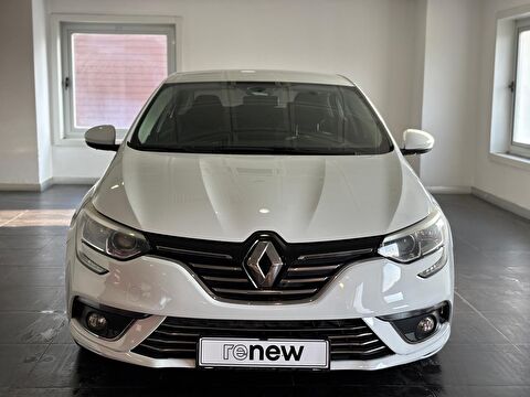 Sedan 1.5 DCI Joy, 2. el otomobil | renew