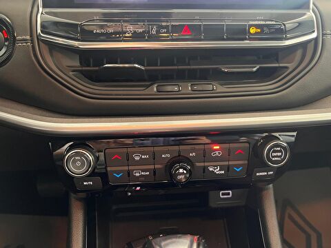 jeep, compass, suv 1.5 gse 4x2 e-hybrid limited ddct, otomatik, mhev 2.el otomobil | renew 12