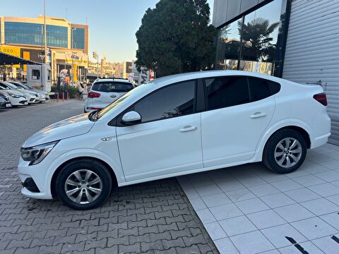 2022 Benzin Manuel Renault Taliant Beyaz Ermat Motorlu Araçlar ve Tarım Ürünleri Sanayi Ticaret A.Ş.