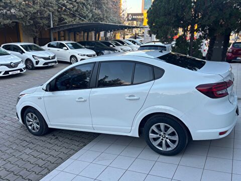 2022 Benzin Manuel Renault Taliant Beyaz Ermat Motorlu Araçlar ve Tarım Ürünleri Sanayi Ticaret A.Ş.