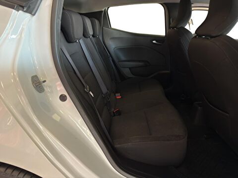 2023 Benzin Manuel Renault Clio Beyaz Ermat Motorlu Araçlar ve Tarım Ürünleri Sanayi Ticaret A.Ş.