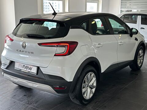 2021 Hybrid Otomatik Renault Captur Beyaz Ermat Motorlu Araçlar ve Tarım Ürünleri Sanayi Ticaret A.Ş.