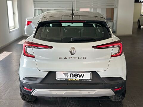 2021 Hybrid Otomatik Renault Captur Beyaz Ermat Motorlu Araçlar ve Tarım Ürünleri Sanayi Ticaret A.Ş.