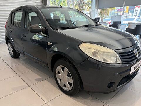 2011 Benzin Manuel Dacia Sandero Gri Ermat Motorlu Araçlar ve Tarım Ürünleri Sanayi Ticaret A.Ş.