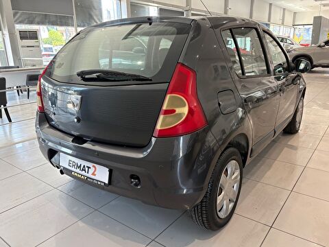 2011 Benzin Manuel Dacia Sandero Gri Ermat Motorlu Araçlar ve Tarım Ürünleri Sanayi Ticaret A.Ş.