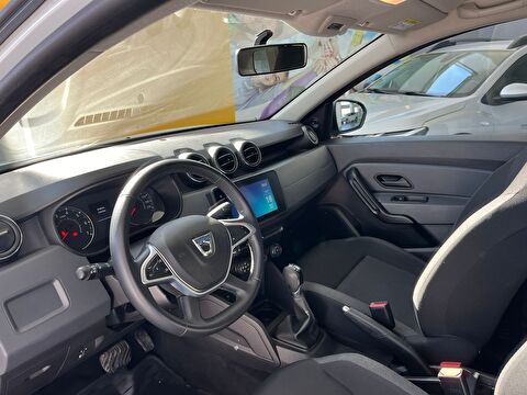 2021 Benzin Otomatik Dacia Duster Beyaz Ermat Motorlu Araçlar ve Tarım Ürünleri Sanayi Ticaret A.Ş.