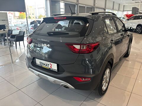 2021 Benzin Manuel Kia Stonic Gri Ermat Motorlu Araçlar ve Tarım Ürünleri Sanayi Ticaret A.Ş.