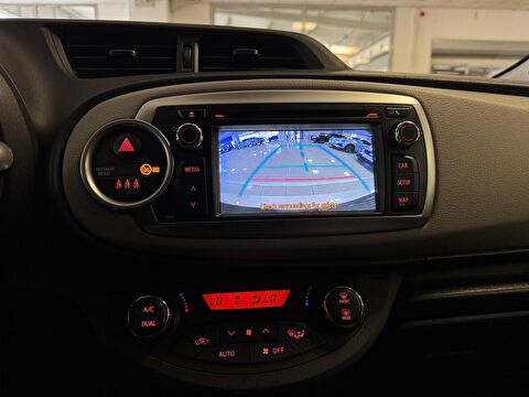 2014 Benzin Otomatik Toyota Yaris Beyaz Ermat Motorlu Araçlar ve Tarım Ürünleri Sanayi Ticaret A.Ş.