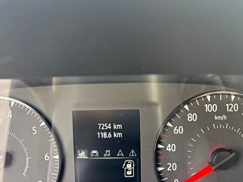 2025 Dizel Manuel Renault Master Kamyonet Beyaz Ermat Motorlu Araçlar ve Tarım Ürünleri Sanayi Ticaret A.Ş.