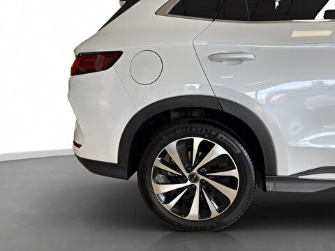 2024 PHEV Otomatik BYD Seal U Beyaz Ermat Motorlu Araçlar ve Tarım Ürünleri Sanayi Ticaret A.Ş.