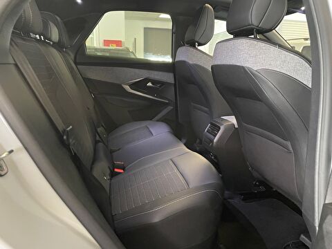 peugeot, e-3008, crossover 73 kwh allure otomatik, otomatik, elektrik 2.el otomobil | renew 25