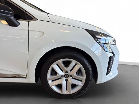 2024 Benzin Otomatik Renault Clio Beyaz Ermat Motorlu Araçlar ve Tarım Ürünleri Sanayi Ticaret A.Ş.