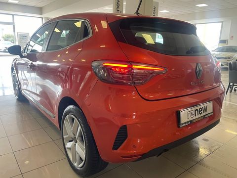 2024 Benzin Otomatik Renault Clio Turuncu Ermat Motorlu Araçlar ve Tarım Ürünleri Sanayi Ticaret A.Ş.