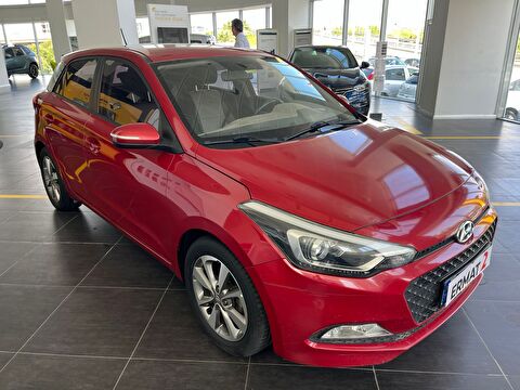 2017 Benzin Manuel Hyundai i20 Kırmızı Ermat 2.El