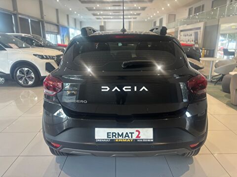 2023 Benzin Otomatik Dacia Sandero Siyah Ermat Motorlu Araçlar ve Tarım Ürünleri Sanayi Ticaret A.Ş.