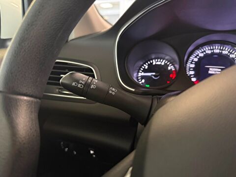 renault, megane, sedan 1.3 tce joy, manuel, benzin 2.el otomobil | renew 24