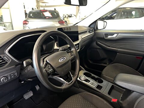 2025 Benzin Otomatik Ford Kuga Beyaz Ermat Motorlu Araçlar ve Tarım Ürünleri Sanayi Ticaret A.Ş.