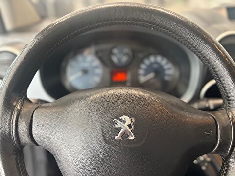 2013 Dizel Manuel Peugeot Partner Gri Ermat Motorlu Araçlar ve Tarım Ürünleri Sanayi Ticaret A.Ş.