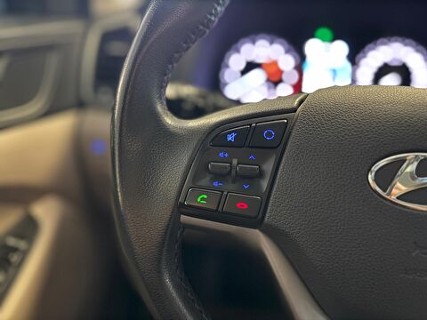 2017 Benzin Otomatik Hyundai Tucson Gri Ermat Motorlu Araçlar ve Tarım Ürünleri Sanayi Ticaret A.Ş.