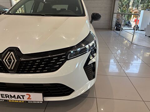 2025 Benzin Otomatik Renault Clio Beyaz Ermat Motorlu Araçlar ve Tarım Ürünleri Sanayi Ticaret A.Ş.