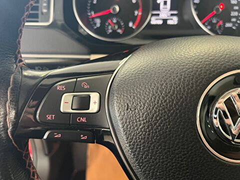 2017 Benzin Manuel Volkswagen Jetta Kırmızı Ermat Motorlu Araçlar ve Tarım Ürünleri Sanayi Ticaret A.Ş.