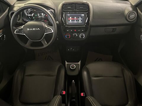 2023 Elektrik Otomatik Dacia Spring Yeşil Ermat Motorlu Araçlar ve Tarım Ürünleri Sanayi Ticaret A.Ş.