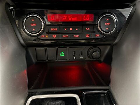 2020 Benzin Otomatik Mitsubishi Eclipse Cross Kırmızı Ermat Motorlu Araçlar ve Tarım Ürünleri Sanayi Ticaret A.Ş.