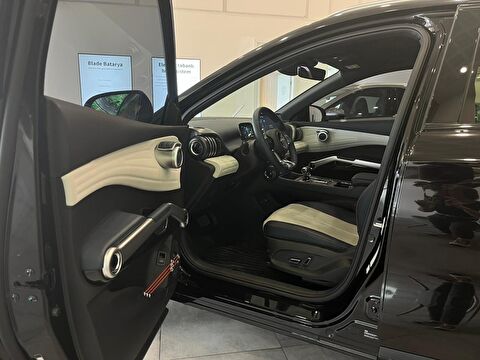 2025 Elektrik Otomatik BYD Atto 3 EV Siyah Ermat Motorlu Araçlar ve Tarım Ürünleri Sanayi Ticaret A.Ş.