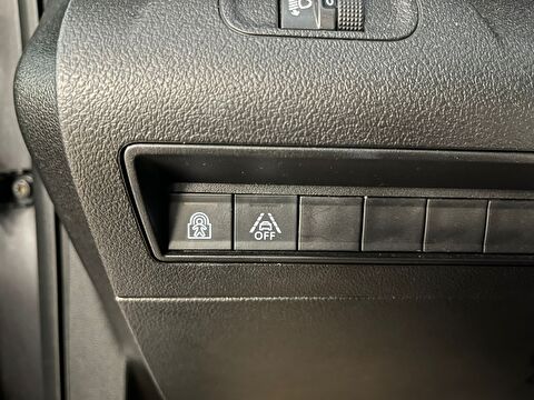2024 Dizel Otomatik Toyota Proace City Gri Ermat Motorlu Araçlar ve Tarım Ürünleri Sanayi Ticaret A.Ş.