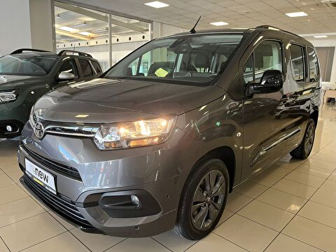 2024 Dizel Otomatik Toyota Proace City Gri Ermat Motorlu Araçlar ve Tarım Ürünleri Sanayi Ticaret A.Ş.