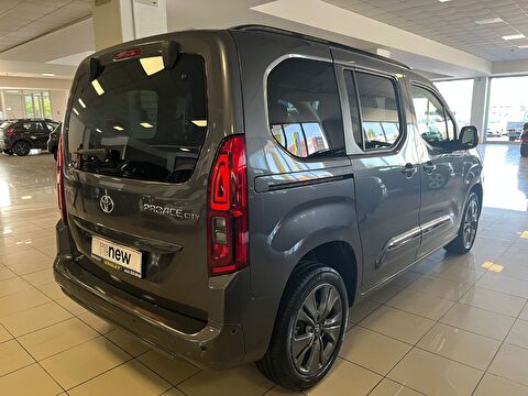 2024 Dizel Otomatik Toyota Proace City Gri Ermat Motorlu Araçlar ve Tarım Ürünleri Sanayi Ticaret A.Ş.