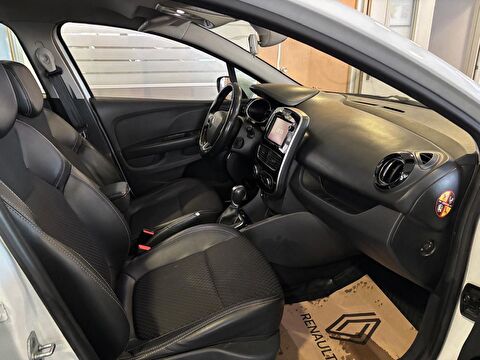 2018 Dizel Otomatik Renault Clio Beyaz Ermat Motorlu Araçlar ve Tarım Ürünleri Sanayi Ticaret A.Ş.