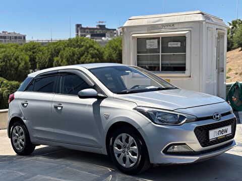 2015 Benzin Manuel Hyundai i20 Gri Ermat Motorlu Araçlar ve Tarım Ürünleri Sanayi Ticaret A.Ş.