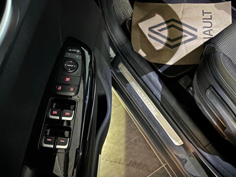 2020 Dizel Otomatik Kia Sportage Gri Ermat Motorlu Araçlar ve Tarım Ürünleri Sanayi Ticaret A.Ş.